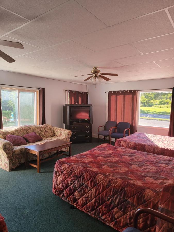 גאנאנוק Gateway Motel מראה חיצוני תמונה