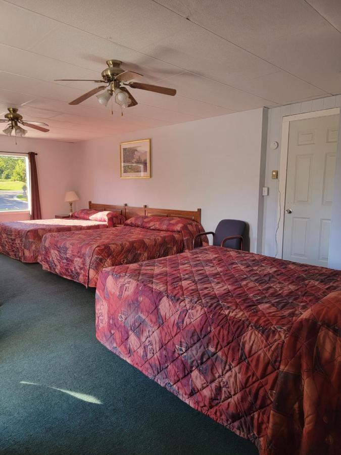 גאנאנוק Gateway Motel מראה חיצוני תמונה