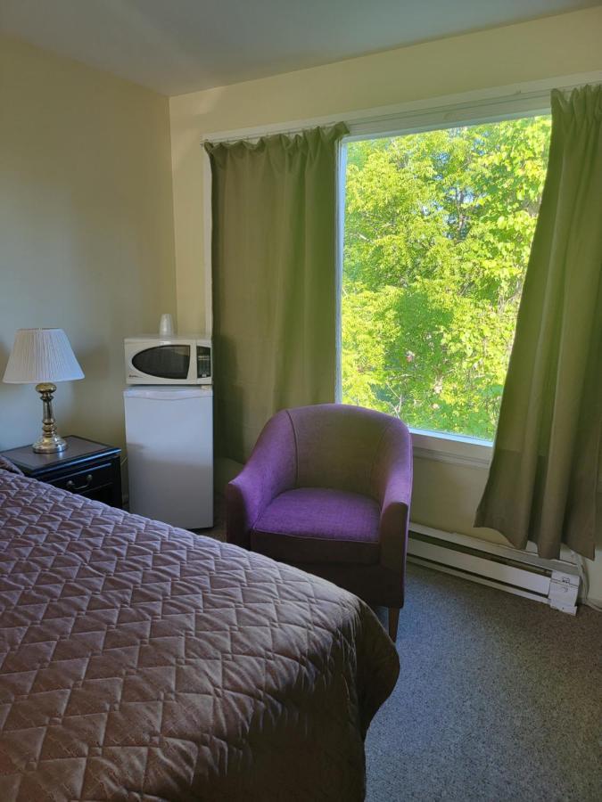 גאנאנוק Gateway Motel מראה חיצוני תמונה